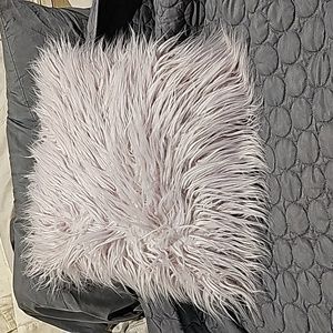 Faux Fur Pillow Very Light Lavender almost New